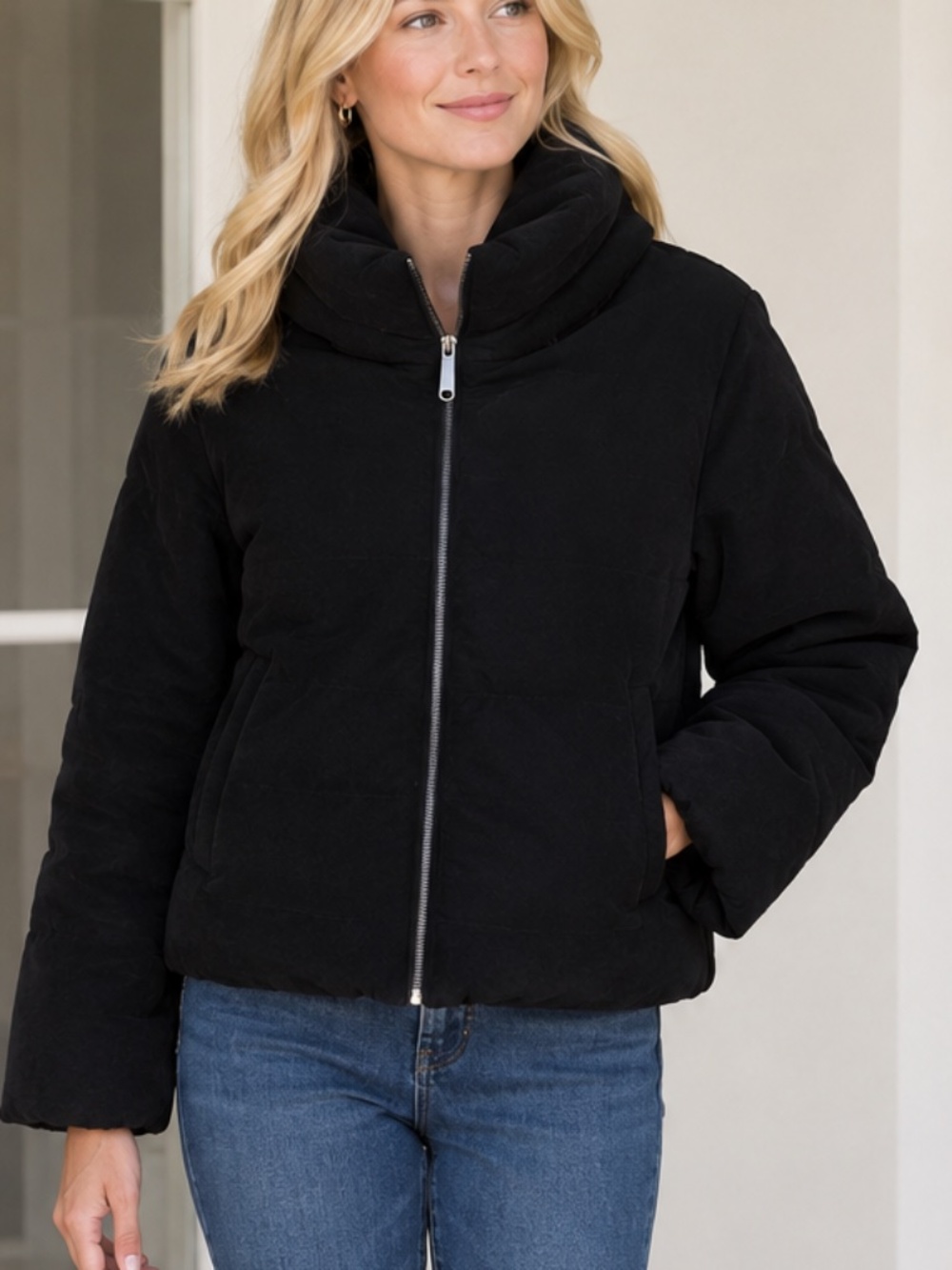 Sam Edelman Black Quilted Velvet Funnel Neck Puffer Jacket, size medium